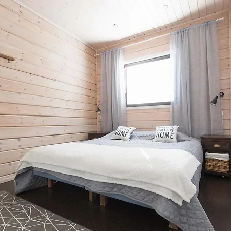 Halla 2 - 8 Henkiloelle, Himosykkoesen Alue, 76m²+36m² * Jämsä