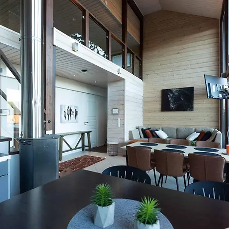 Halla 2 - 8 Henkiloelle, Himosykkoesen Alue, 76m²+36m² *