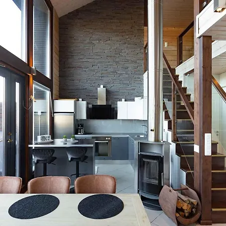 Halla 2 - 8 Henkiloelle, Himosykkoesen Alue, 76m²+36m² Jämsä