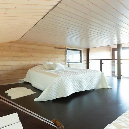 Halla 2 - 8 Henkiloelle, Himosykkoesen Alue, 76m²+36m² *