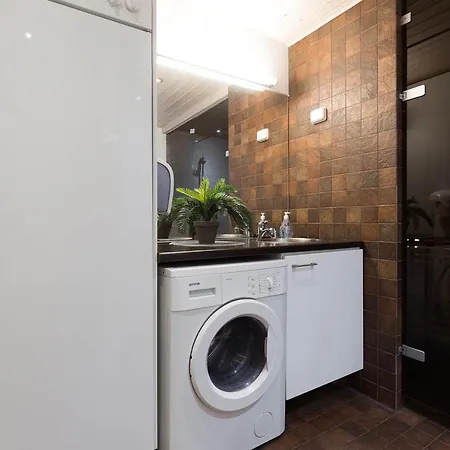 Halla 2 - 8 Henkiloelle, Himosykkoesen Alue, 76m²+36m² Jämsä