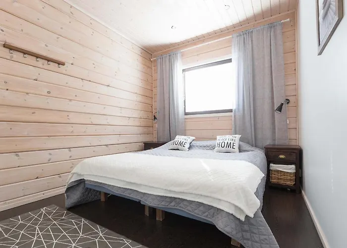 Halla 2 - 8 Henkiloelle, Himosykkoesen Alue, 76m²+36m² * Jämsä