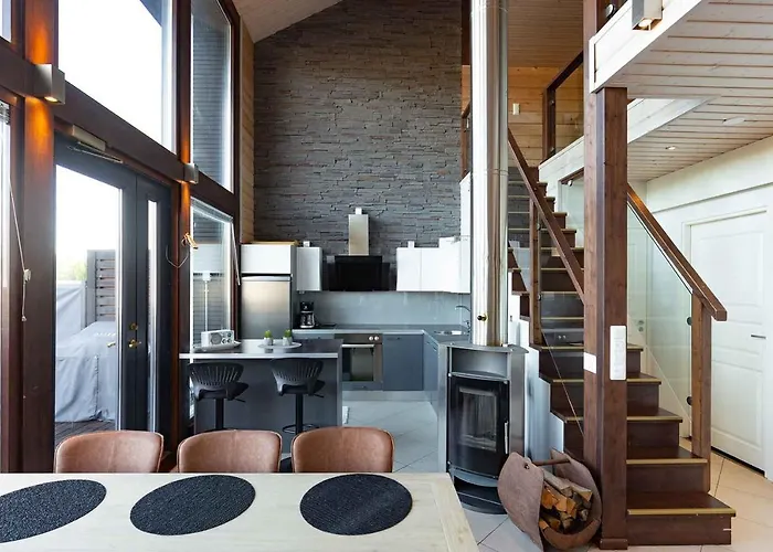 Halla 2 - 8 Henkiloelle, Himosykkoesen Alue, 76m²+36m² Jämsä