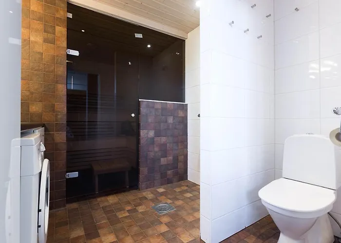 Halla 2 - 8 Henkiloelle, Himosykkoesen Alue, 76m²+36m² *