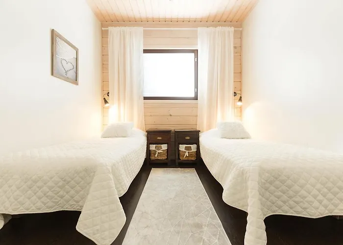 Halla 2 - 8 Henkiloelle, Himosykkoesen Alue, 76m²+36m²